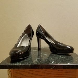 Tamari Pumps